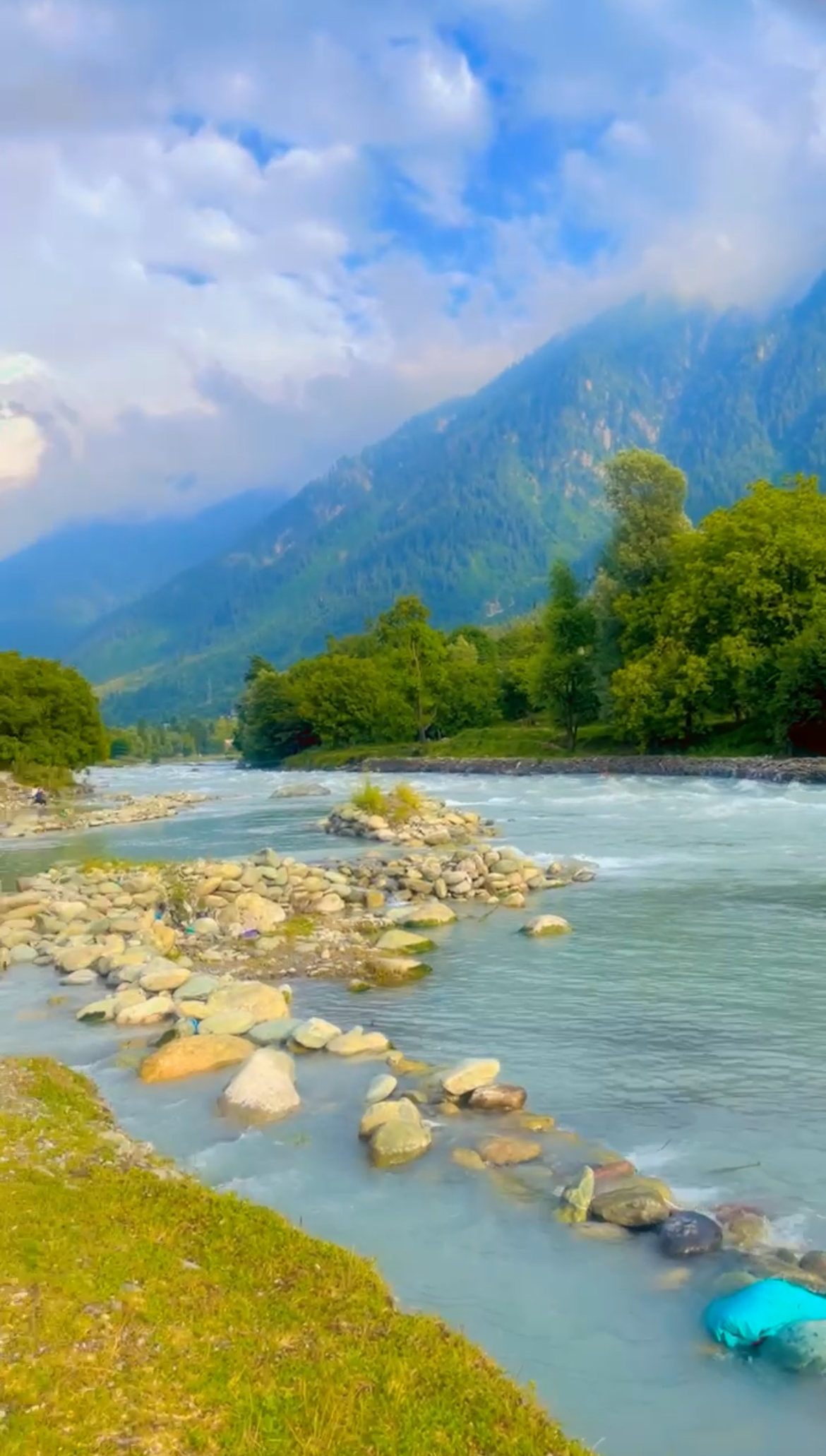 Amazing Kashmir (Standard) 3Days 2Nights